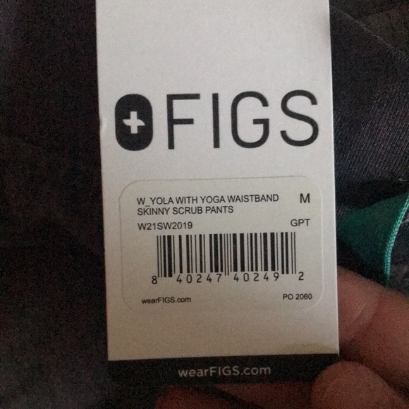 NWT figs technical collection in grey - Picture 5 of 6